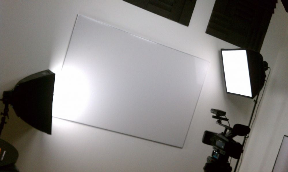 whiteboard side lighting